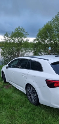 Toyota Avensis cena 59900 przebieg: 160000, rok produkcji 2015 z Gdańsk małe 211